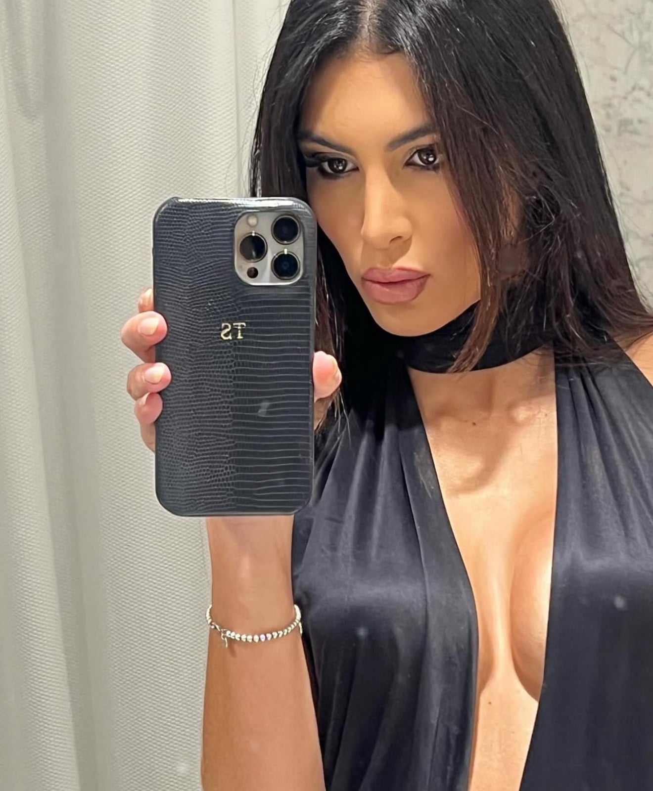 Case Texturizada Hot