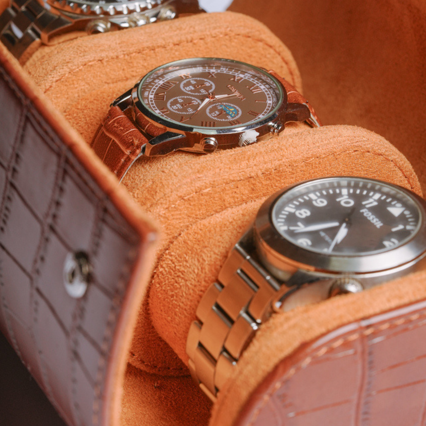 Porta Relógio Croco