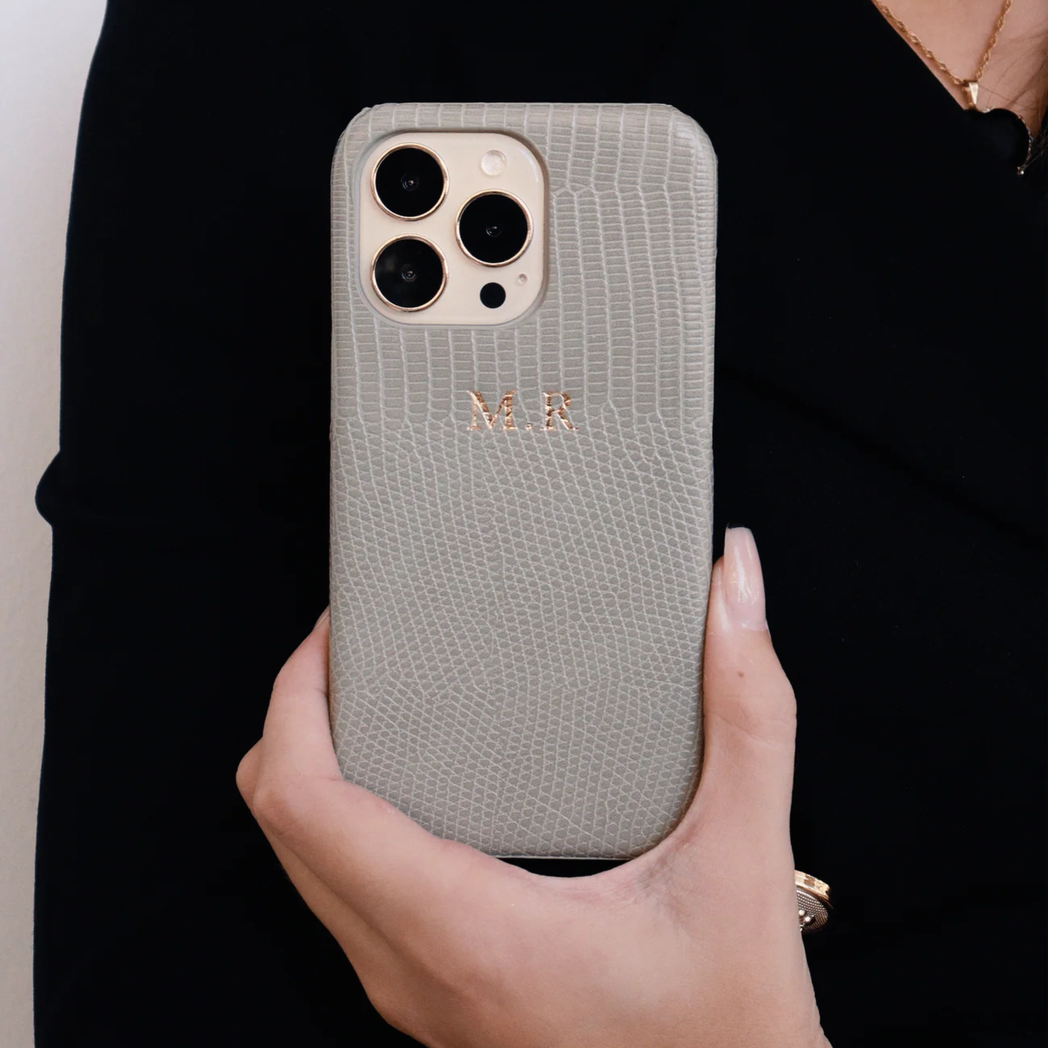 Case Texturizada Hot