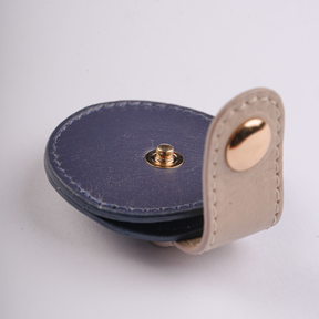 Porta AirTag em Couro