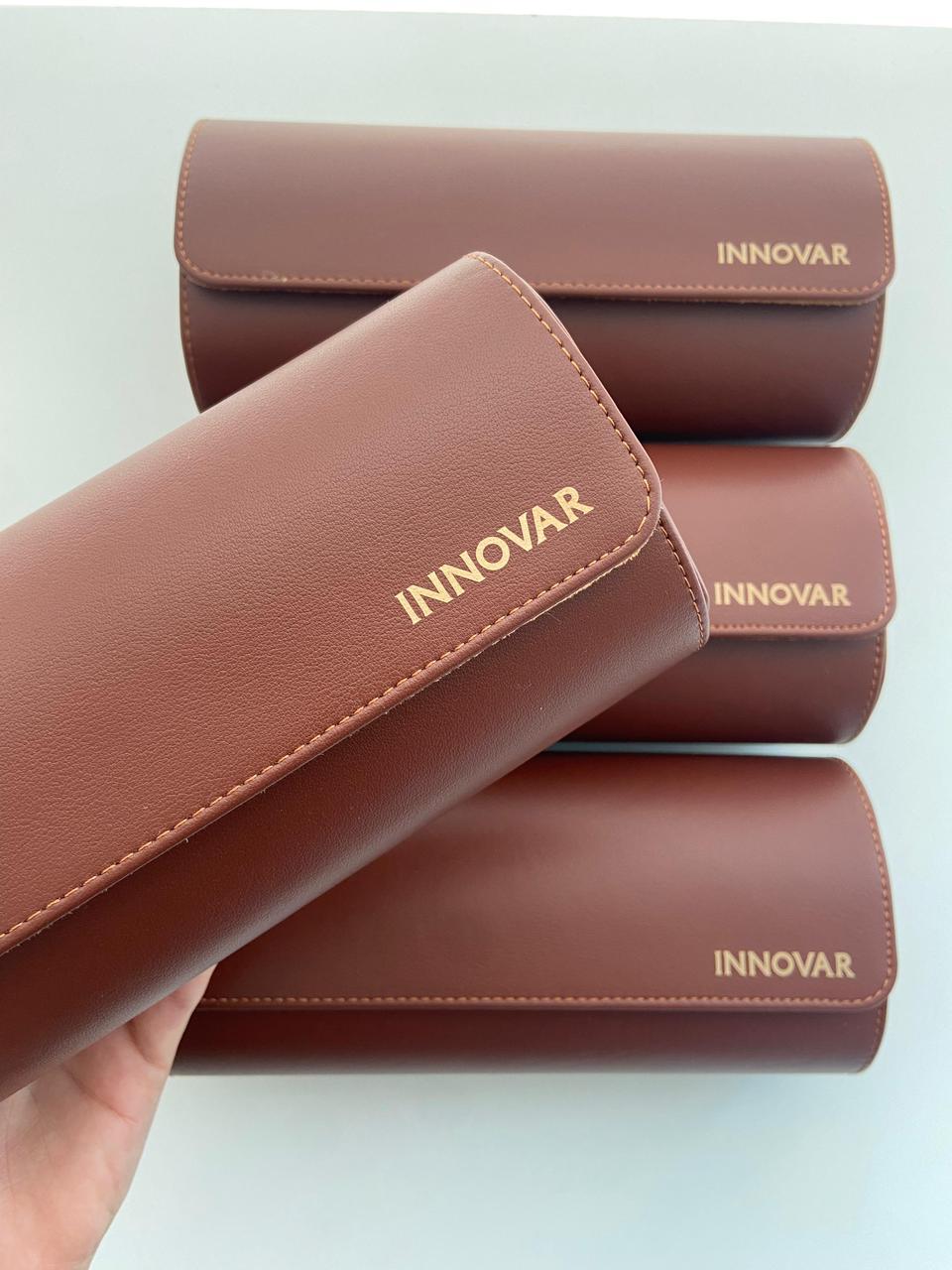 Innovar — Porta-Relógios personalizado